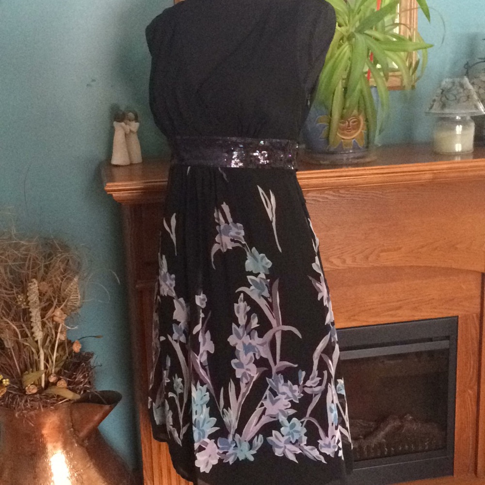 Beautiful Black Floral Dress Size Small